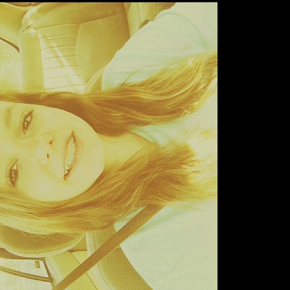 Profile Picture of Courtney Bridgers (@dancercb) on Poshmark