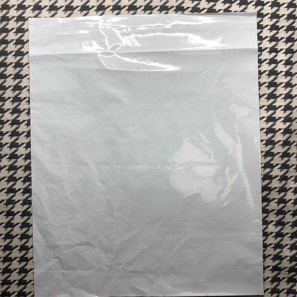 Profile Picture of Laifeida Laifeida (@a2668036) on Poshmark