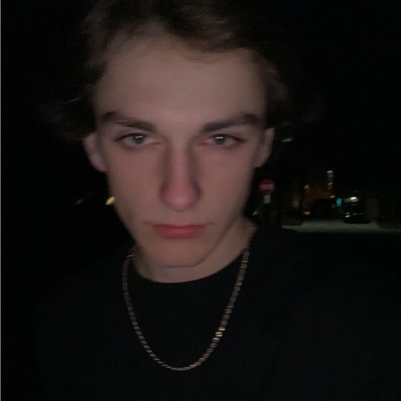 Profile Picture of Lukas Hernly (@lukashernly) on Poshmark