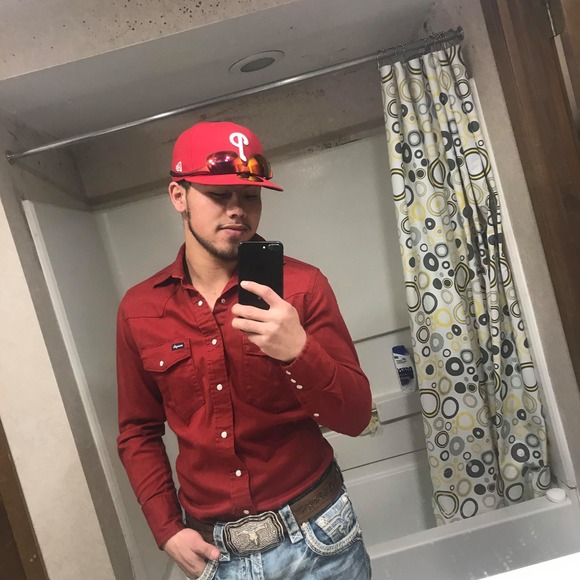 Profile Picture of Pablo Ramirez (@pabloramirez658) on Poshmark