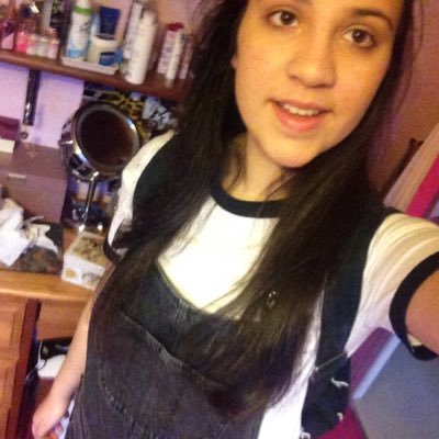 Profile Picture of Megan Lester (@megclester) on Twitter