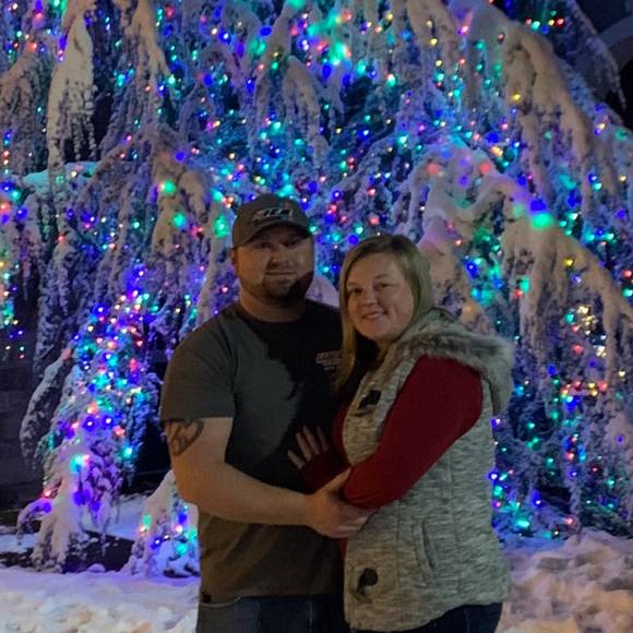 Profile Picture of Haley Massey (@hmassey25) on Poshmark