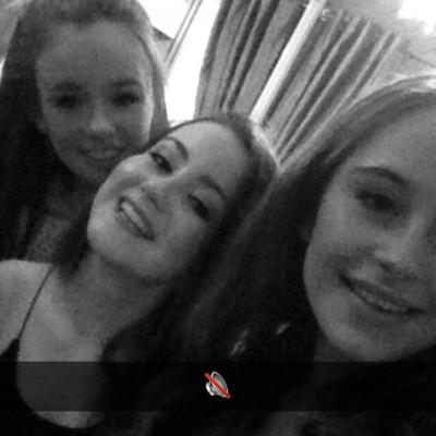 Profile Picture of Zoë Walsh (@ZoeZoewalsh09) on Twitter