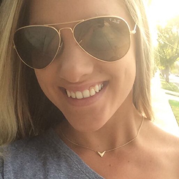 Profile Picture of Genny Byars (@gennybyars) on Poshmark