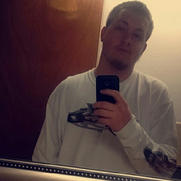 Profile Picture of Seth Cooley (@cooley9696) on Poshmark