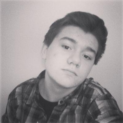 Profile Picture of Thomas Croom (@tcroom225) on Twitter