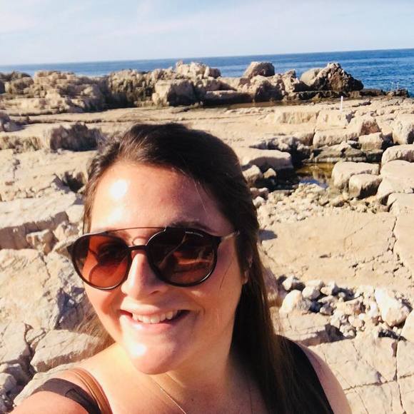 Profile Picture of Allie Kraybill (@makraybill) on Poshmark