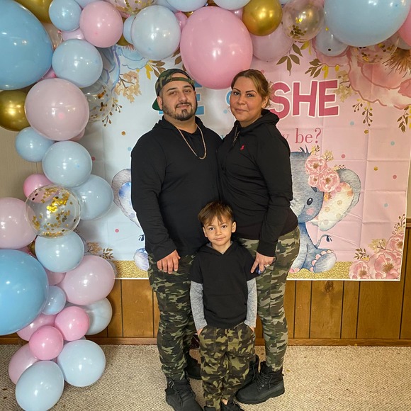 Profile Picture of Colin Defields (@megacolizard) on Poshmark