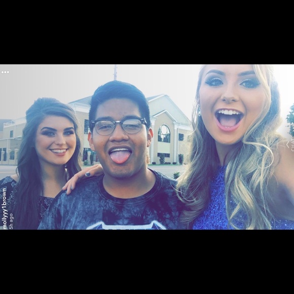 Profile Picture of Tony Jasso (@tonyjasshole) on Poshmark