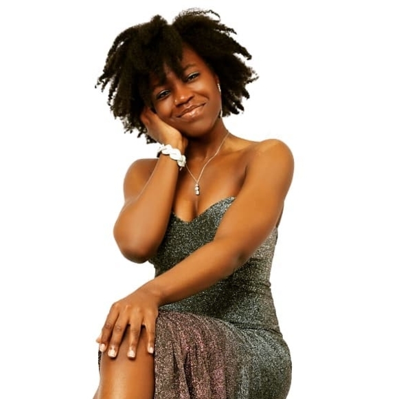 Profile Picture of Aj Hayes (@ajheaven95) on Poshmark