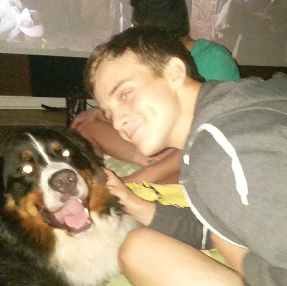 Jim Blake - Poshmark Profile Picture of Jim Blake (@zoeb_closet) on Poshmark