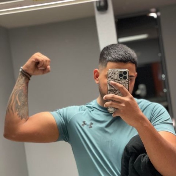 Profile Picture of Gustavo Cantu (@tavocantu16) on Poshmark