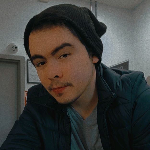 Profile Picture of Michael Risley (@grizzlypine5683) on Tiktok