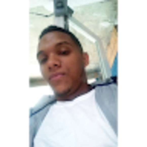 Profile Picture of Jonathan Pinales (@jona831996) on Poshmark