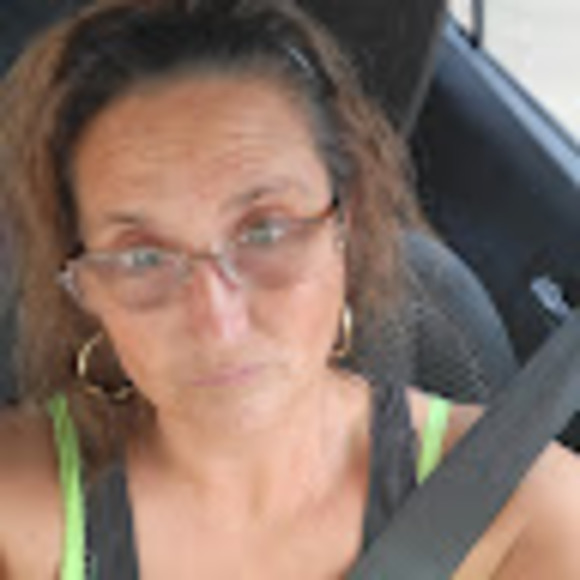 Profile Picture of Casey Bates (@batesc801) on Poshmark