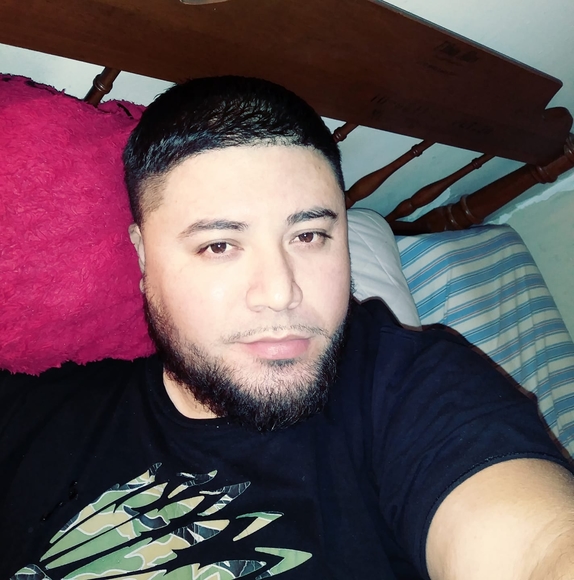 Profile Picture of Juan Guerrero (@vatitoloco1283) on Poshmark
