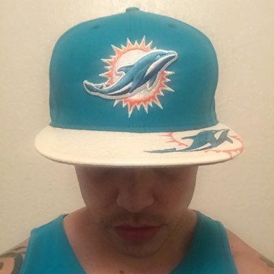 Profile Picture of Dj (@DennisGarcia2) on Twitter