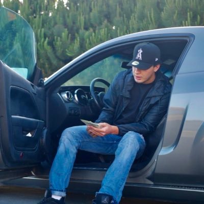 Profile Picture of JAY TREE$ (@jaytreezmgc) on Twitter