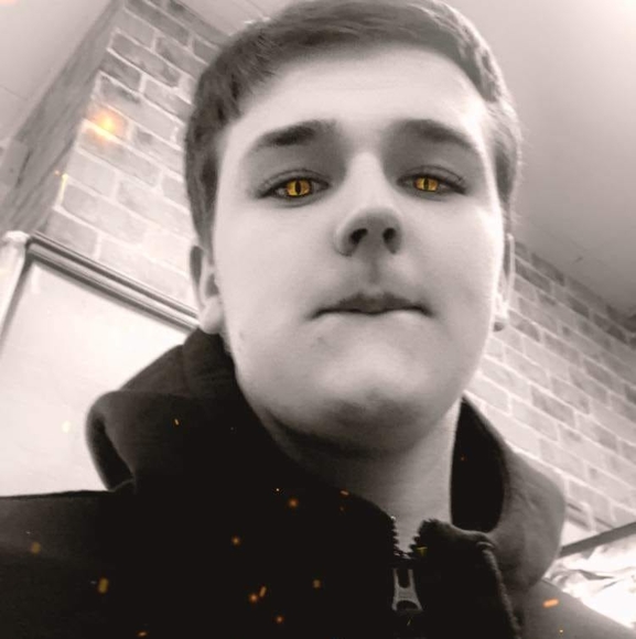 Profile Picture of Donovan Alexander (@donovana896) on Poshmark