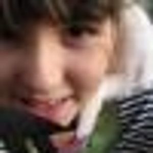 Profile Picture of Ana Júlia Bonomo (@111959428) on Myspace