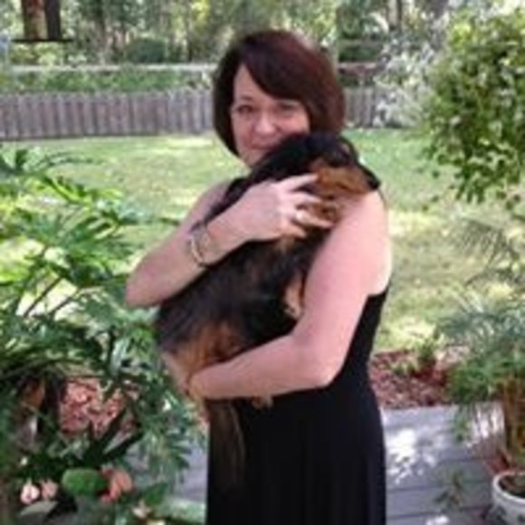 Profile Picture of Burla Martin (@burlajean) on Poshmark