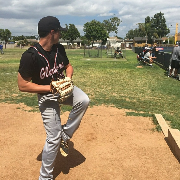 Profile Picture of Hayden Pearce (@hpearce21) on Poshmark