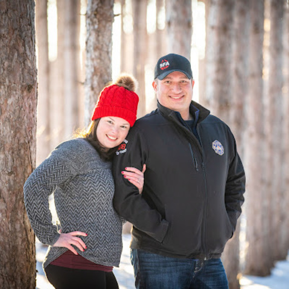 Profile Picture of Lisa Lipskie (@lisalipskie) on Poshmark