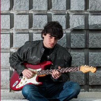 Profile Picture of Andrew Cohn (@AndrewCohnMusic) on Twitter