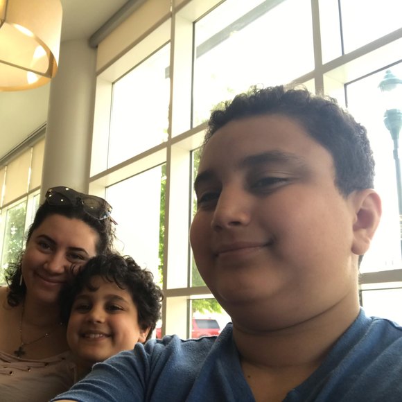 Profile Picture of Marian Tadros (@mariantadros) on Poshmark