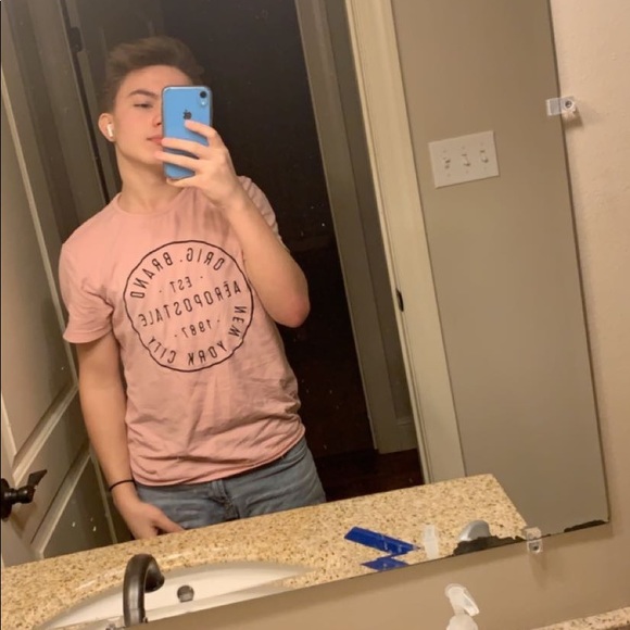 Profile Picture of Chase Outland (@chase_outland) on Poshmark