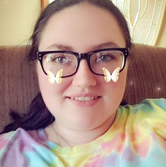 Profile Picture of Mikayla Profitt (@profitt98) on Poshmark