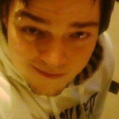 Profile Picture of James Scott Gear (@punkhead69) on Twitter