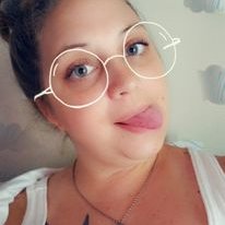 Profile Picture of Brandi Davis (@Queen_Bea08) on Twitter