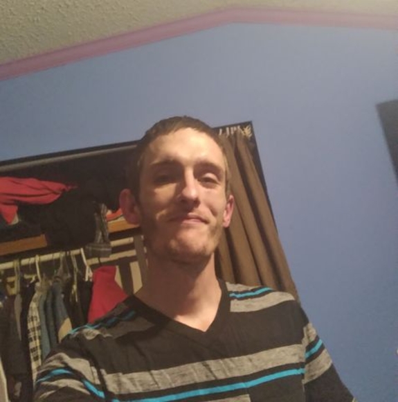 Kyle Harburg - Poshmark Profile Picture of Kyle Harburg (@kyleharburg1127) on Poshmark