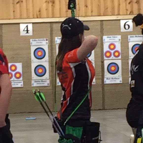 Profile Picture of Danielle Siracusano (@dani_sano) on Poshmark