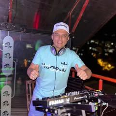 Profile Picture of Fabian Toscano (@djfabiantoscano) on Tiktok