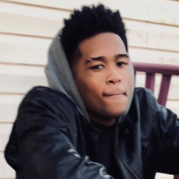 Profile Picture of Tyler Augurson (@t_augurson) on Poshmark