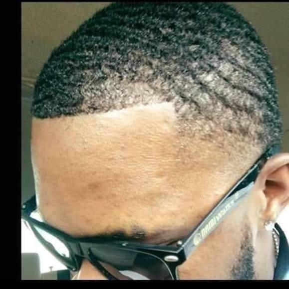 Profile Picture of Travis Dewayne (@travismarket523) on Poshmark