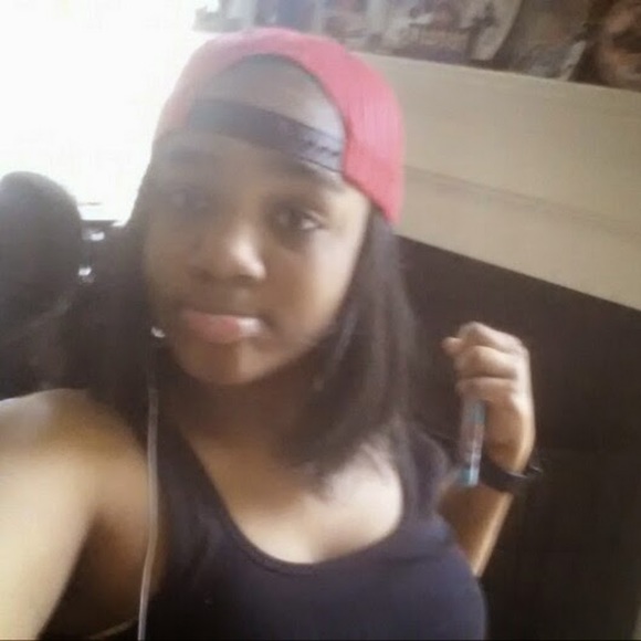 Profile Picture of Chassidy Raines (@chass_bad_diva) on Poshmark