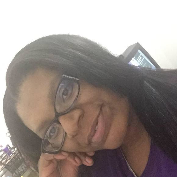 Profile Picture of Whitney Jennings (@jahvon0803) on Poshmark