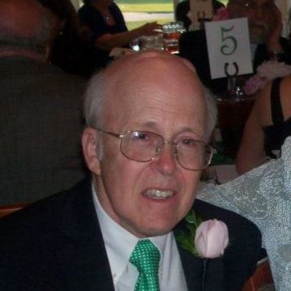 Profile Picture of Edward Abrams (@edwardabrams) on Poshmark
