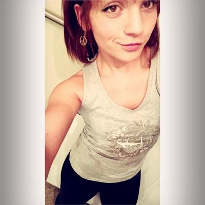Profile Picture of Tia Keller (@tiahopek74) on Twitter