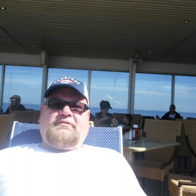 Profile Picture of Joseph W Pineau (@jwpineau60) on Twitter