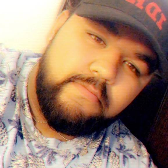 Profile Picture of David Dillard (@daviddillrd) on Poshmark