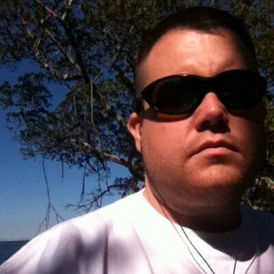 Ryan Larowe - Twitter Profile Picture of Ryan Larowe (@rlbigred1208) on Twitter