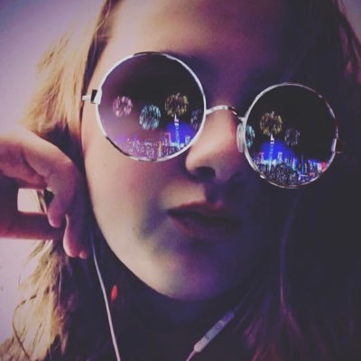 Profile Picture of Emma Kirk (@Emma_malone_k14) on Twitter