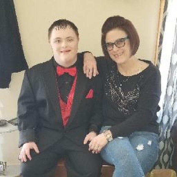 Profile Picture of Jillian Larson (@jilllarsonmarie) on Poshmark