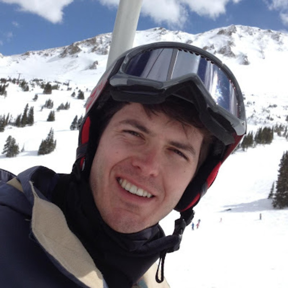 Profile Picture of Andrew Mullins (@hightowerguy) on Poshmark