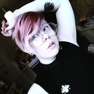 Profile Picture of Idlas (@coronoidea) on Twitter