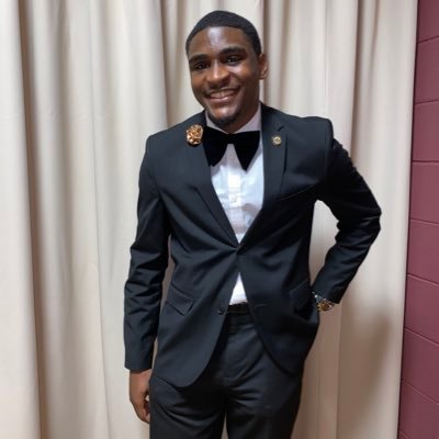 Profile Picture of Jayson Fox (@dameoll623) on Twitter
